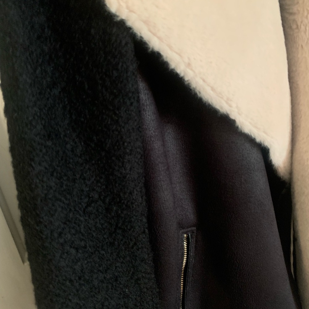 Calvin Klein Women’s Coat Black with Faux Fur - Picture 2 of 5